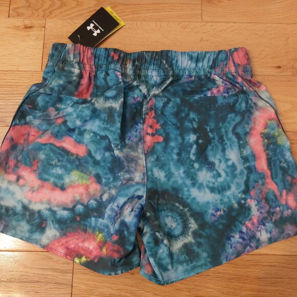 BNWT Under Armour Women's Shorts - Picture 2 of 5